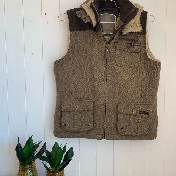 Powder room vest - Picture 2 of 10
